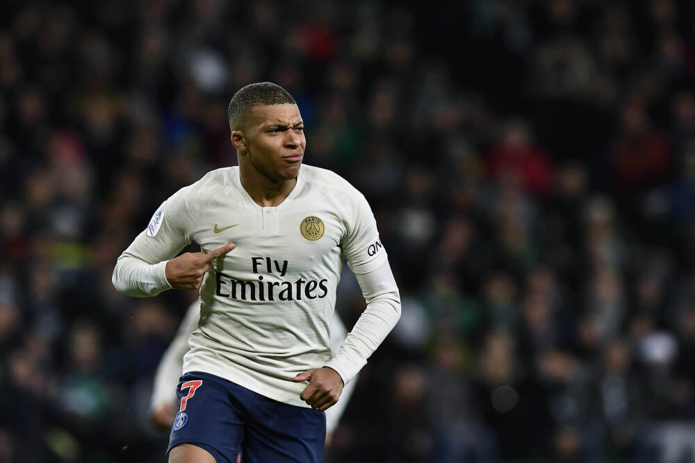 金价破1400元, 黄金回收加工为啥遇冷?